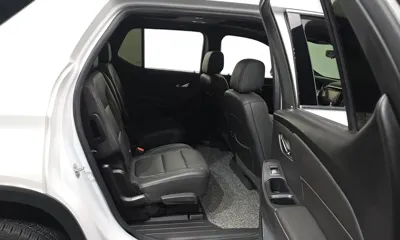 ChevroletGMDaewoo Traverse 2022, 24308 км, за 17120.58 USD - фото 12