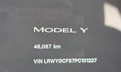 Tesla Model Y 2023, 48067 км, за 23778.51 USD - фото 8