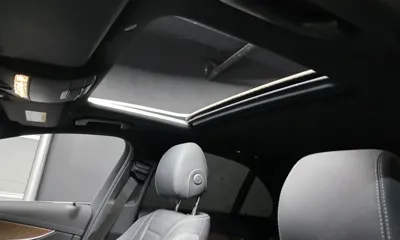 Mercedes-Benz E-Class 2022, 40381 км, за 27483.42 USD - фото 19