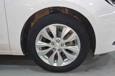 Buick GT 2018, 55500 км, за 5843 USD - фото 11