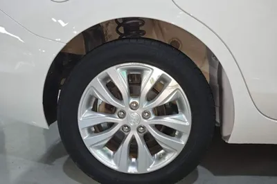 Buick GT 2018, 55500 км, за 5843 USD - фото 12