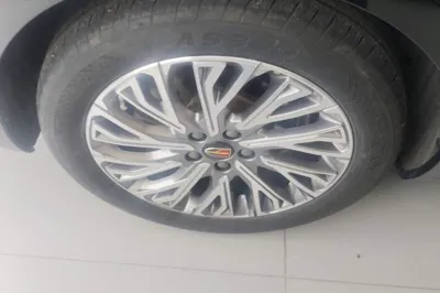 Hongqi H5 2023, 58600 км, за 14508 USD - фото 11