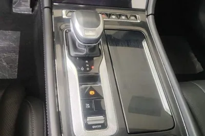 Hongqi H5 2023, 58600 км, за 14508 USD - фото 16