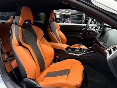 BMW M4 2025, 17000 км, за 108591.18 USD - фото 8
