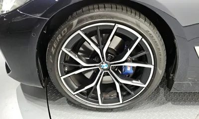 BMW 5-Series 2023, 49592 км, за 32243.14 USD
