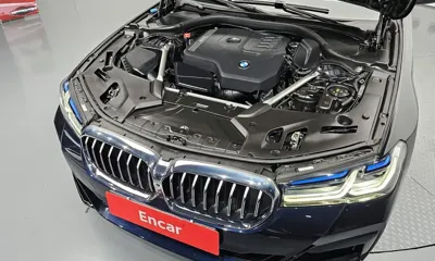 BMW 5-Series 2023, 49592 км, за 32258.09 USD - фото 6