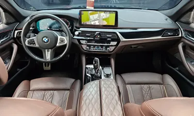 BMW 5-Series 2023, 49592 км, за 32258.09 USD - фото 7