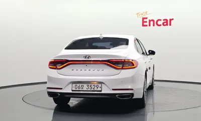 Hyundai Grandeur 2017, 231663 км, за 65000.3 USD