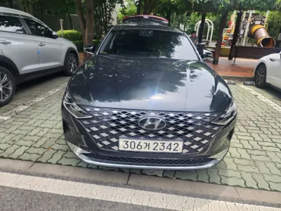 Hyundai Grandeur 2020, 46000 км, за 15562.93 USD