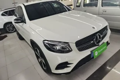 Mercedes-Benz GLC Coupe 2019, 131700 км, за 17362 USD - фото 3