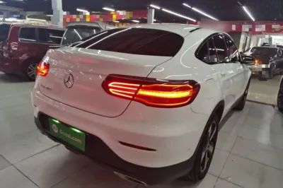 Mercedes-Benz GLC Coupe 2019, 131700 км, за 17362 USD - фото 5