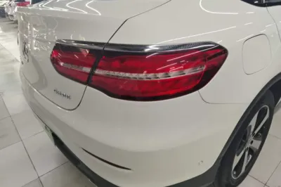 Mercedes-Benz GLC Coupe 2019, 131700 км, за 17362 USD - фото 14