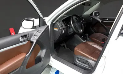 Volkswagen Tiguan 2014, 89305 км, за 5616.12 USD - фото 10