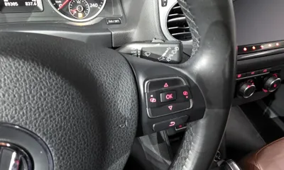 Volkswagen Tiguan 2014, 89305 км, за 5616.12 USD - фото 19