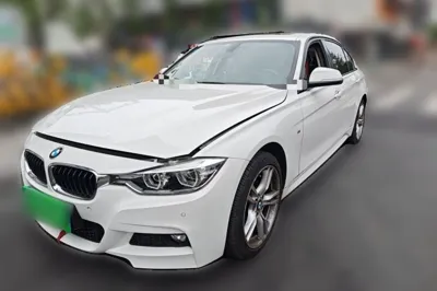 BMW 3 Series · 2018 год