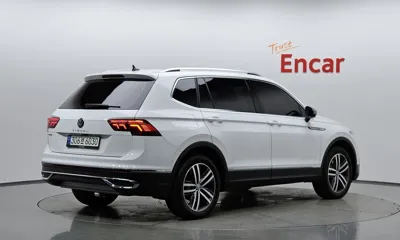 Volkswagen Tiguan 2023, 43933 км, за 17889.69 USD