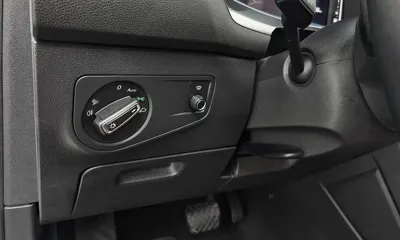 Volkswagen Tiguan 2023, 43933 км, за 17889.69 USD - фото 28