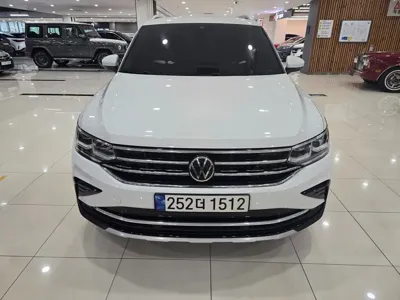 Volkswagen Tiguan 2022, 63707 км, за 25612.68 USD