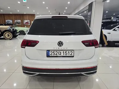 Volkswagen Tiguan 2022, 63707 км, за 25612.68 USD