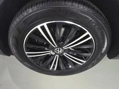 Volkswagen Tiguan 2022, 63707 км, за 25612.68 USD