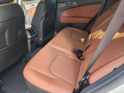 Kia Sportage 2025, 2600 км, за 14522.63 USD - фото 9