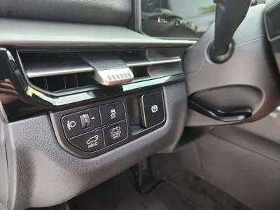 Kia Sportage 2025, 2600 км, за 14522.63 USD - фото 11