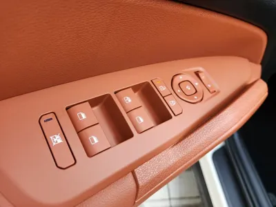 Kia Sportage 2025, 2600 км, за 14522.63 USD - фото 17