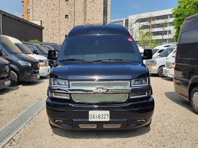 Chevrolet Express Van 2018, 55386 км, за 22443.42 USD