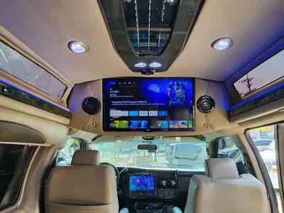 Chevrolet Express Van 2018, 55386 км, за 22443.42 USD - фото 7