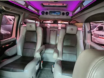 Chevrolet Express Van 2018, 55386 км, за 22443.42 USD - фото 17