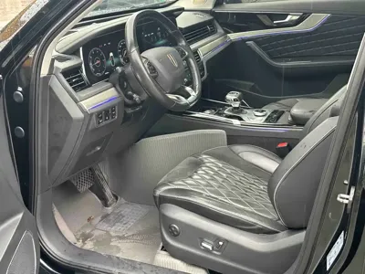 Hongqi Hongqi HS5 2019, 99000 км, за 8357.7 USD