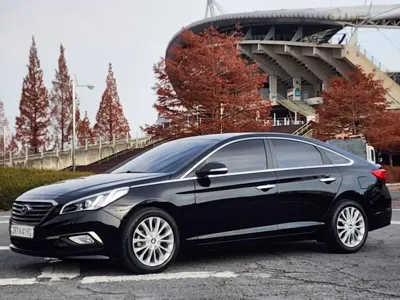 Hyundai Sonata 2016, 174000 км, за 4335.73 USD