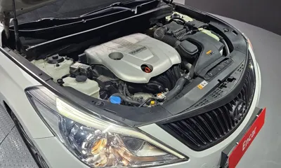 Hyundai Grandeur 2015, 106732 км, за 5960.26 USD - фото 6