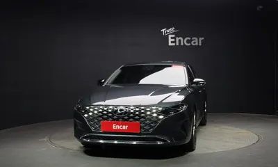 Hyundai Grandeur 2022, 15875 км, за 16604.8 USD