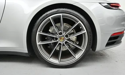 Porsche 911 2024, 15000 км, за 112461.77 USD