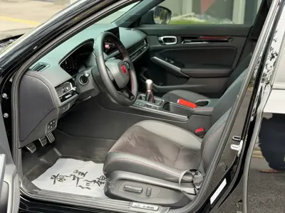 Honda Civic 2024, 30000 км, за 17480.53 USD - фото 16