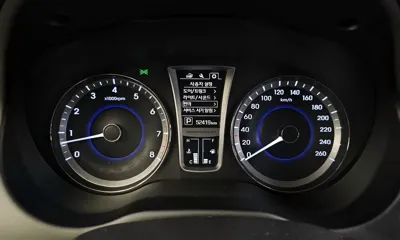 Hyundai Grandeur 2016, 52419 км, за 5789.75 USD - фото 8