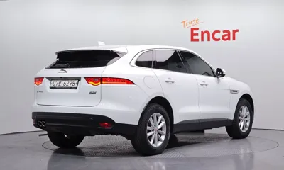 Jaguar F-Pace 2018, 113004 км, за 9511.62 USD