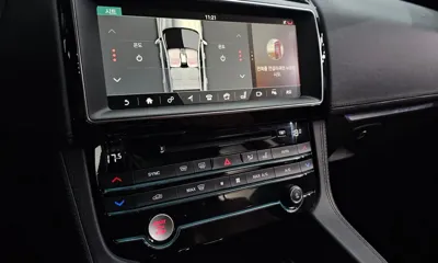 Jaguar F-Pace 2018, 113004 км, за 9511.62 USD - фото 18