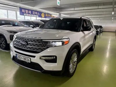 Ford Explorer · 2020 год