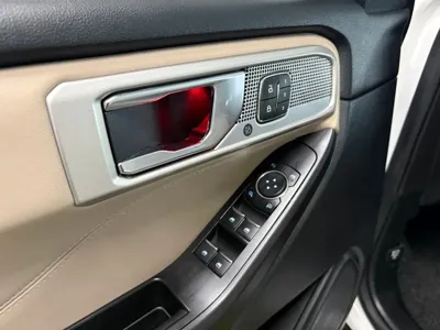 Ford Explorer 2020, 92156 км, за 16186.69 USD - фото 12