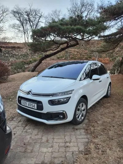 Citroen-DS C4 Picasso · 2018 год