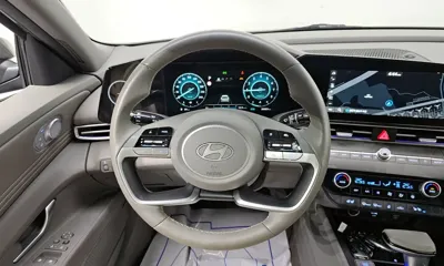 Hyundai Avante 2024, 50853 км, за 12355.47 USD - фото 16