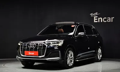Audi Q7 · 2021 год