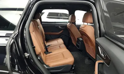 Audi Q7 2021, 63592 км, за 35209.77 USD - фото 12