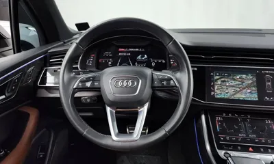 Audi Q7 2021, 63592 км, за 35209.77 USD - фото 13