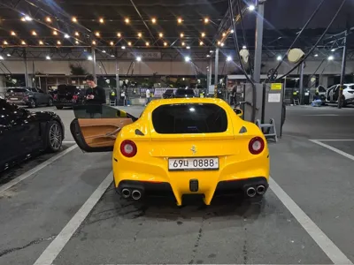 Ferrari F12 Berlinetta 2016, 22000 км, за 181173.69 USD - фото 7