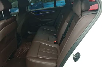 BMW 5 Series 2022, 75300 км, за 34953 USD - фото 20