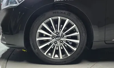 Kia K7 2017, 117418 км, за 8126.86 USD