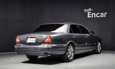 Jaguar XJ-8 2005, 157594 км, за 12472.1 USD